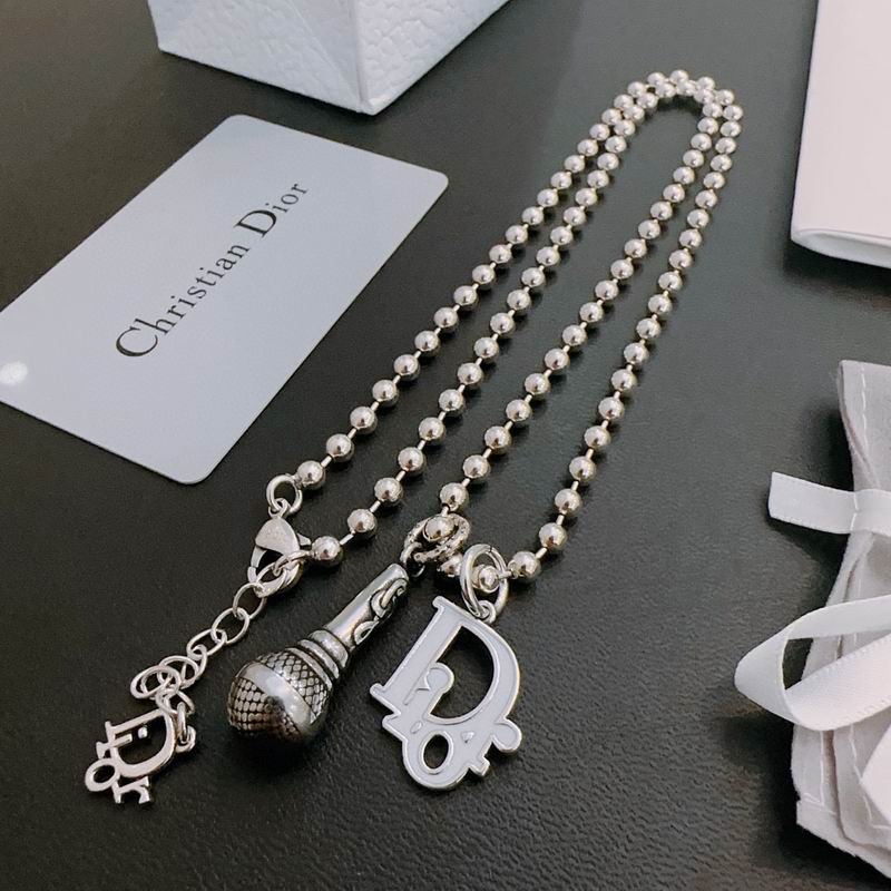 Dior Necklace 06lyr660